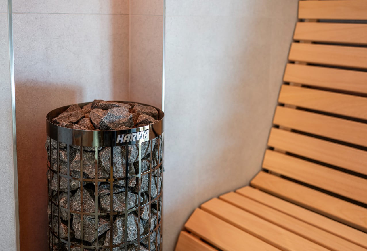 Aufgusssteine in der Sauna © Lorenz Masser
