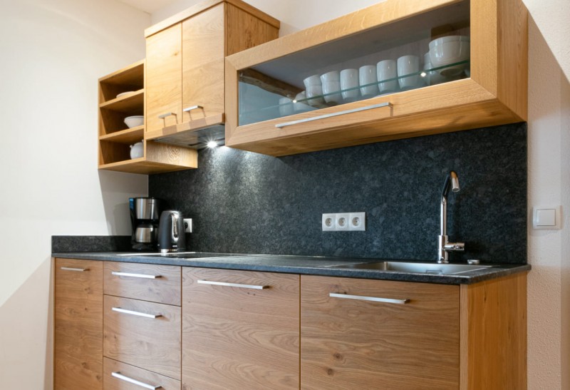 Voll ausgestattete Küche