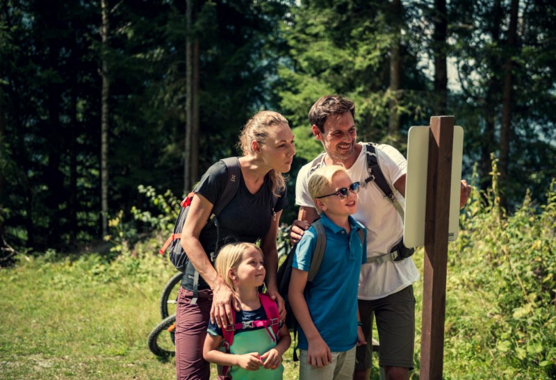 Familienwanderung KITIWAPF © TVB Eben / Daniel Sobietzki