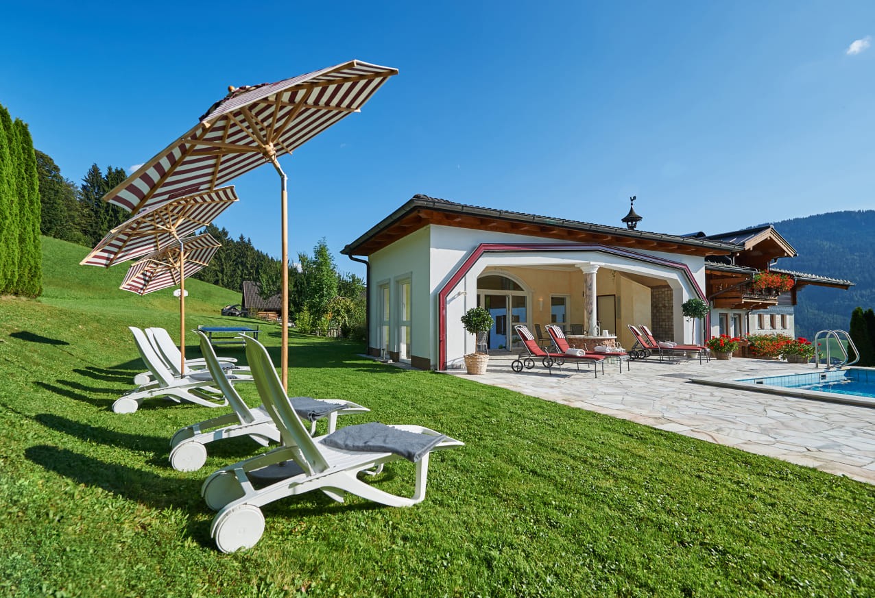 Sonnenbaden im Garten des Untersüßgut