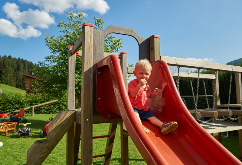 Rutsche am Spielplatz